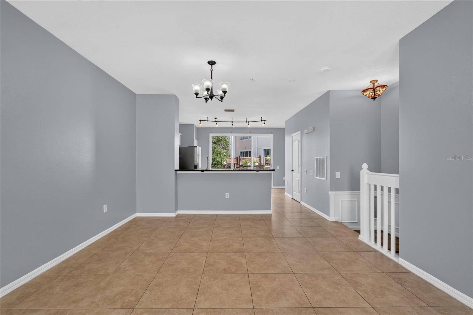 3186 BAYSHORE OAKS DR