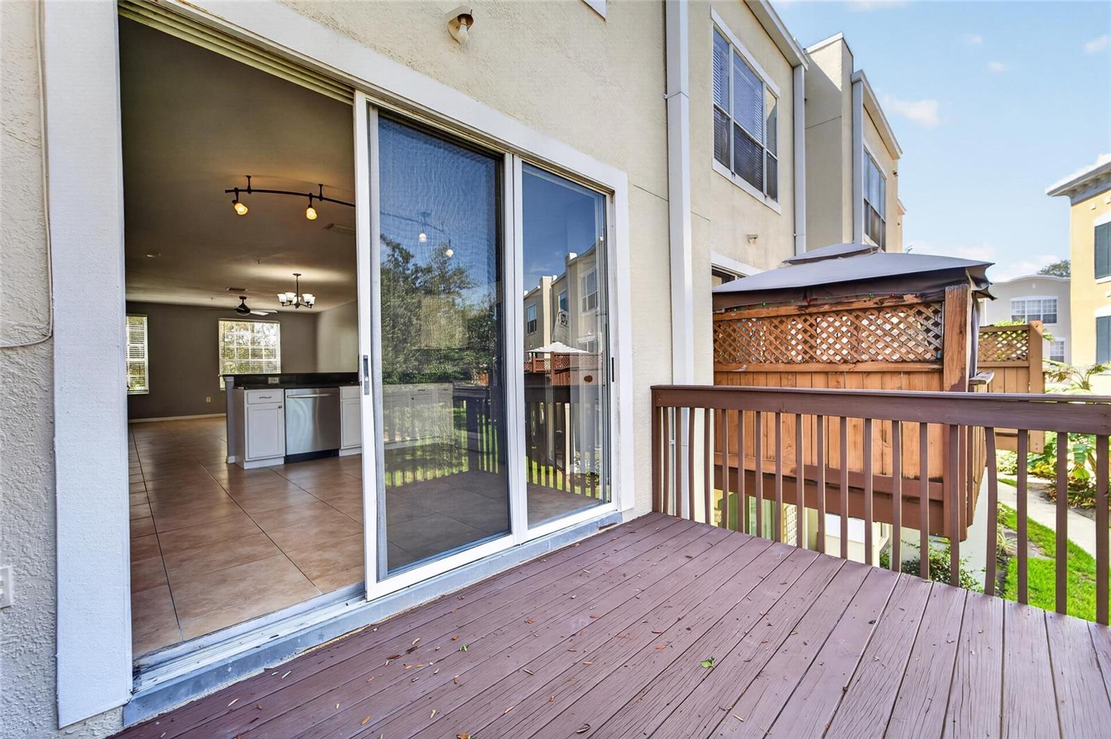 3186 BAYSHORE OAKS DR