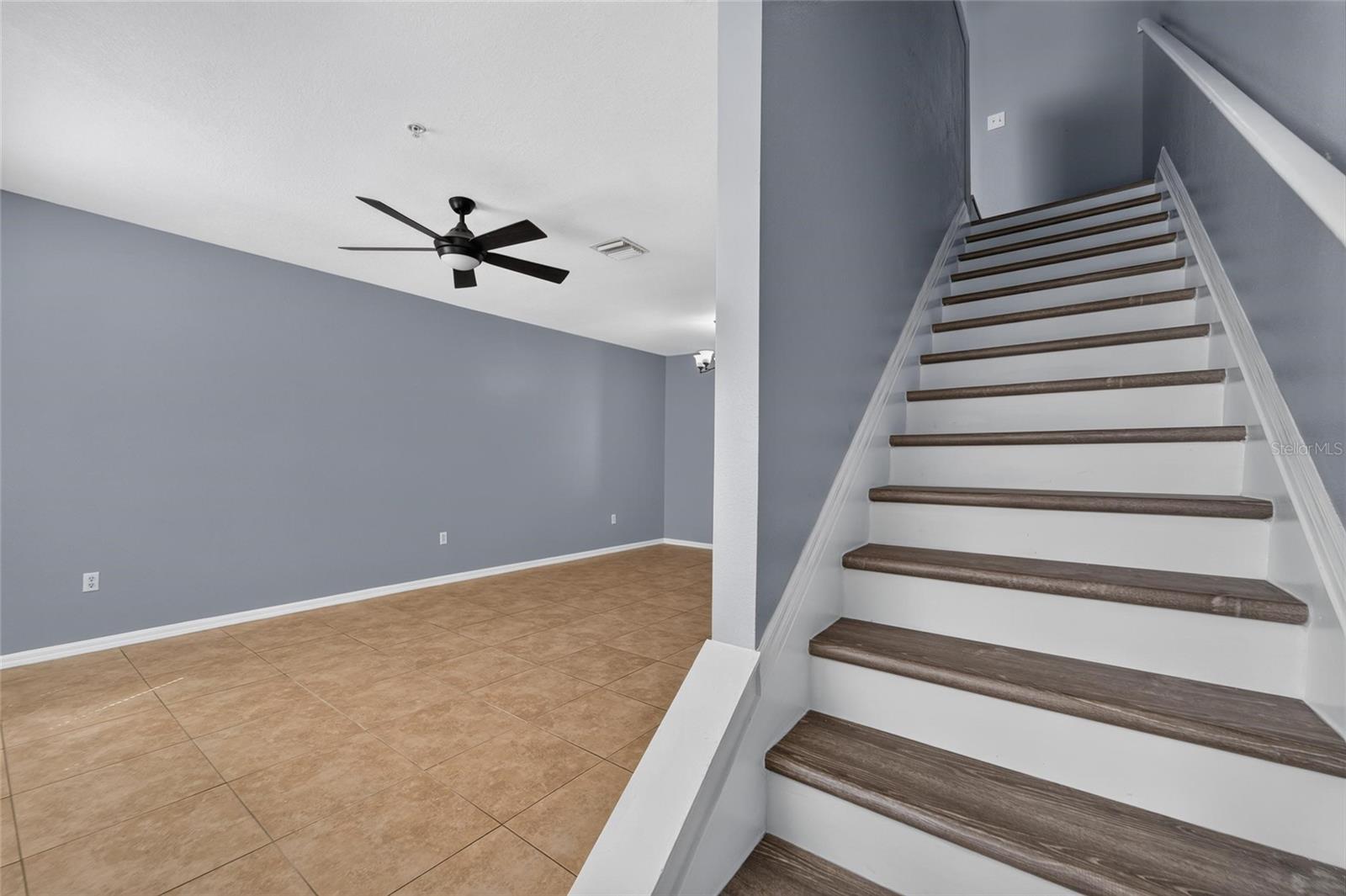 3186 BAYSHORE OAKS DR