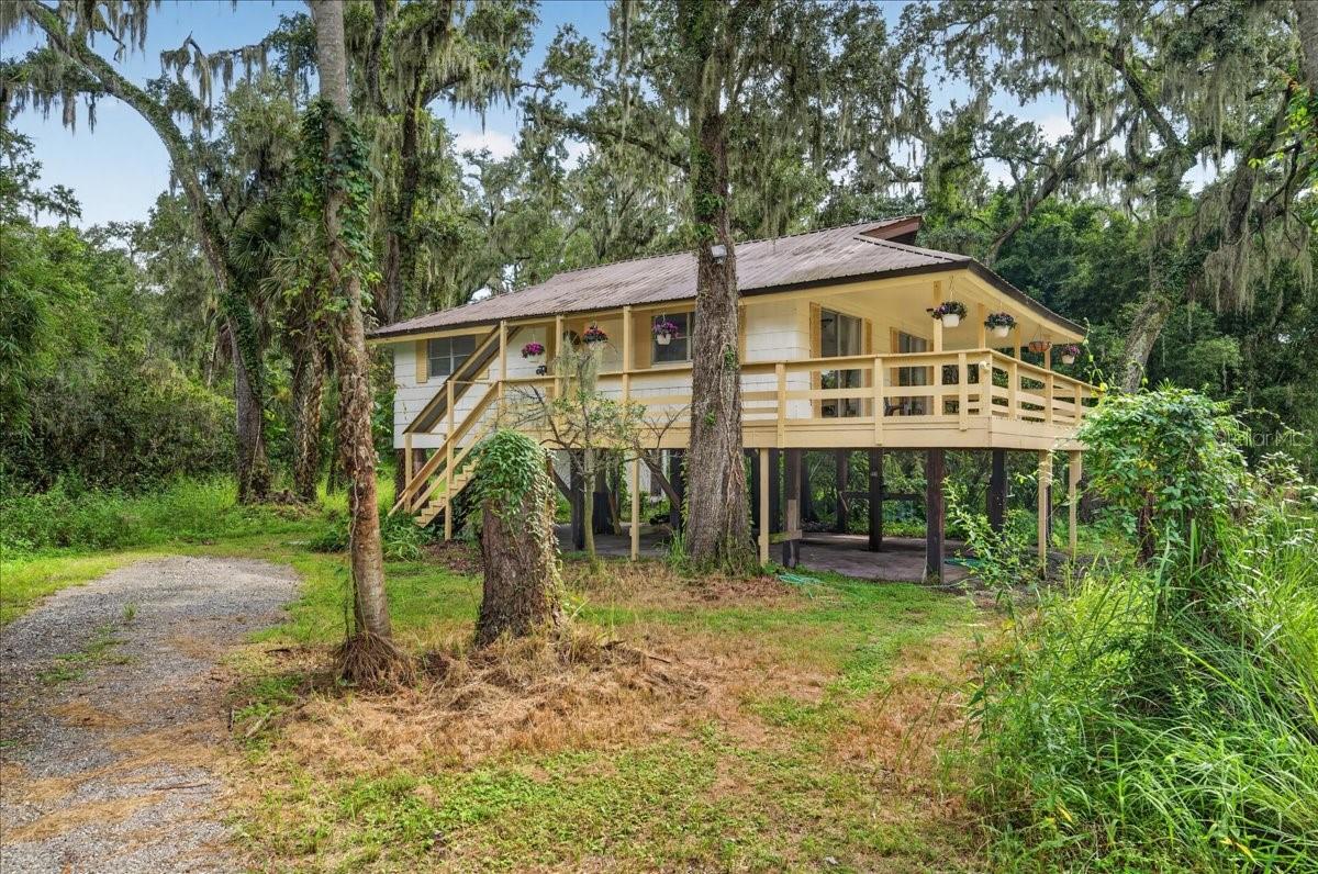 4417 RIVER DR