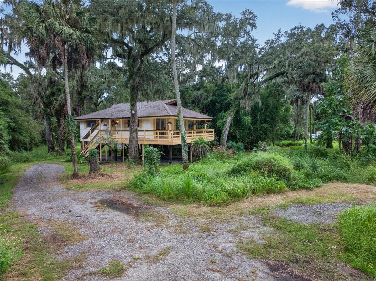 4417 RIVER DR