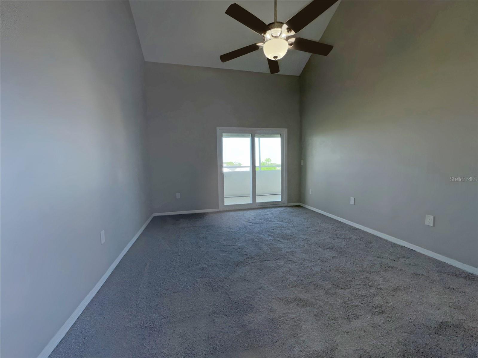 5537 SEA FOREST DR #304