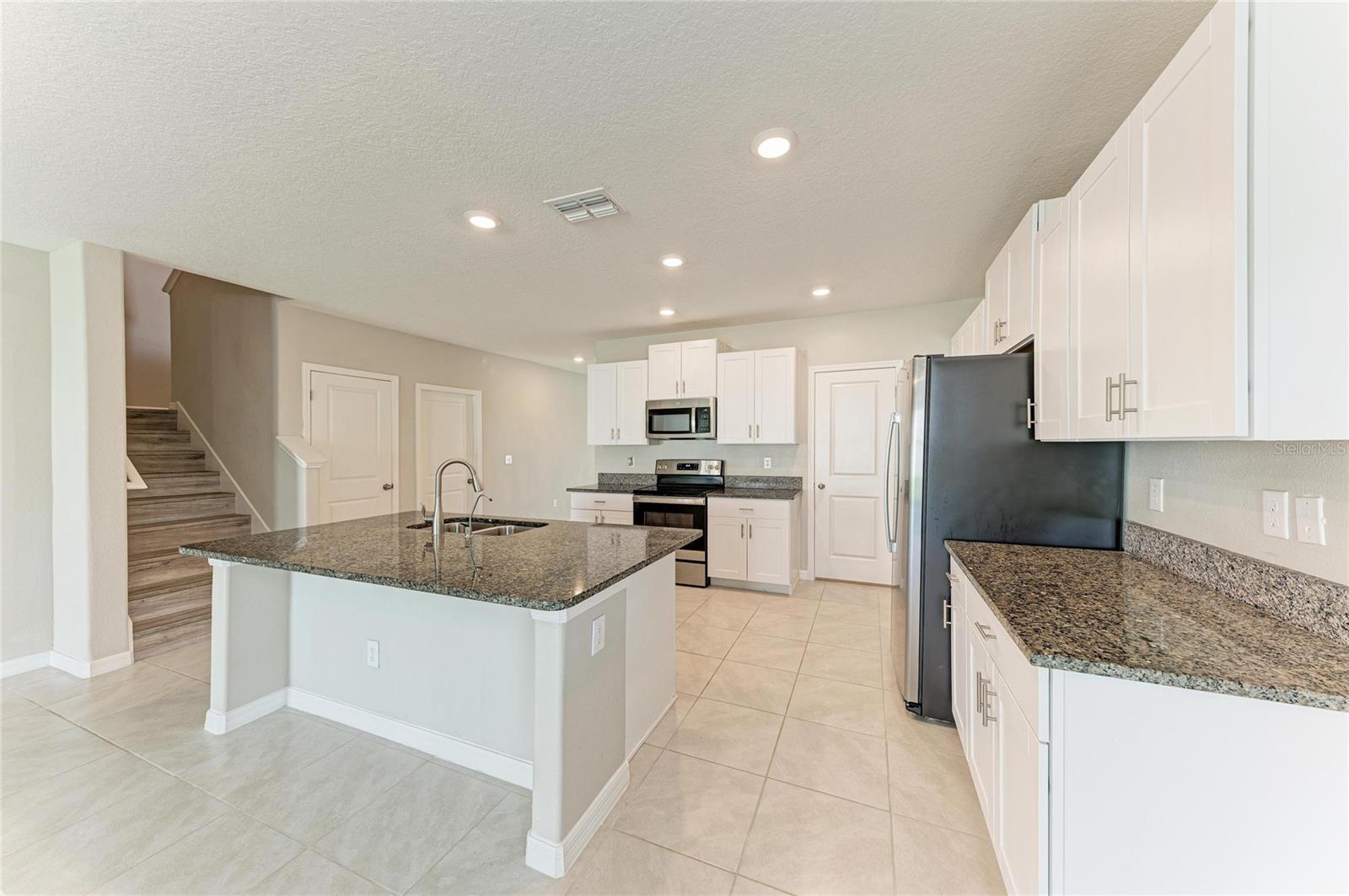 7116 FERN GARDEN CT