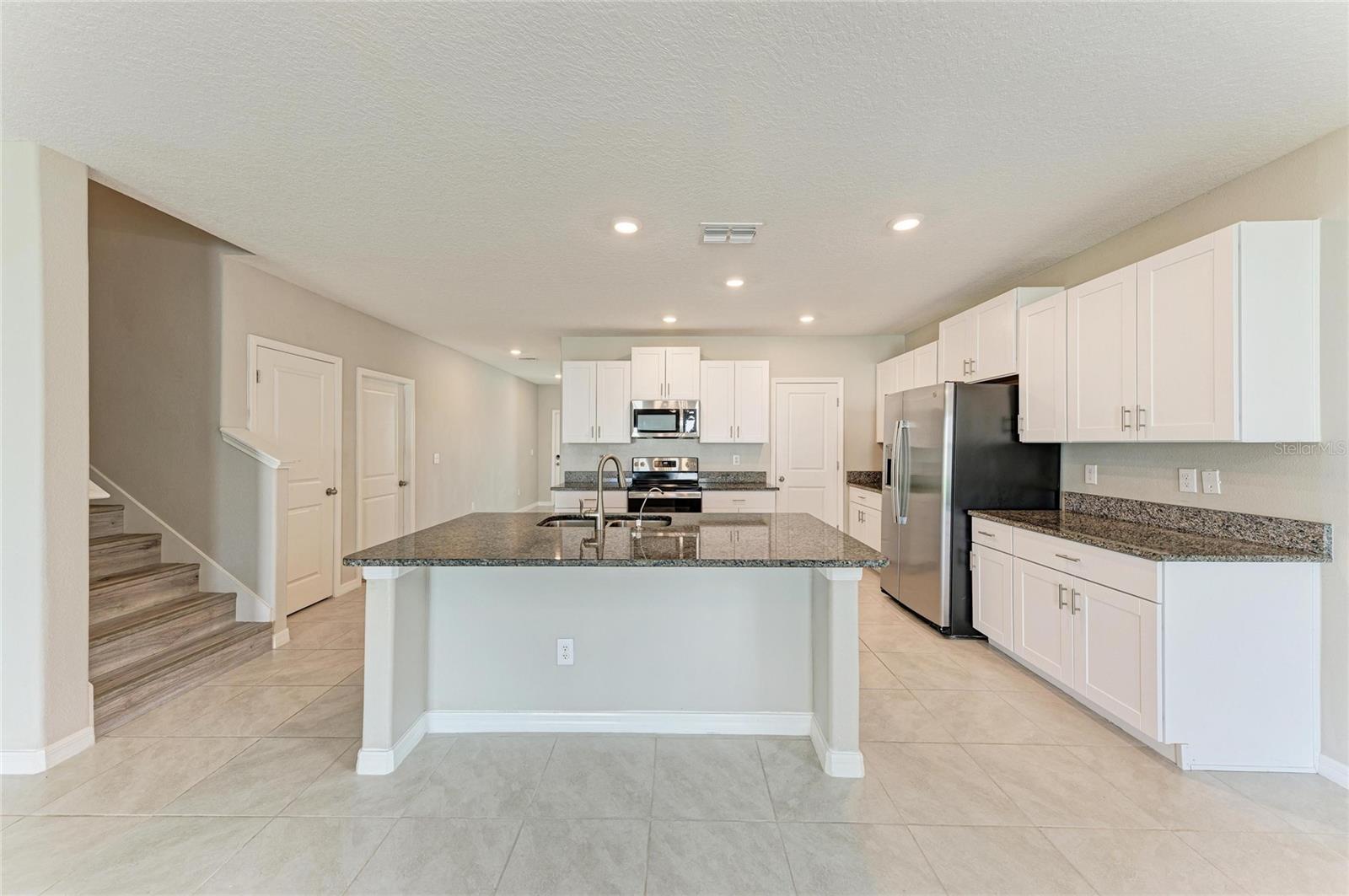7116 FERN GARDEN CT
