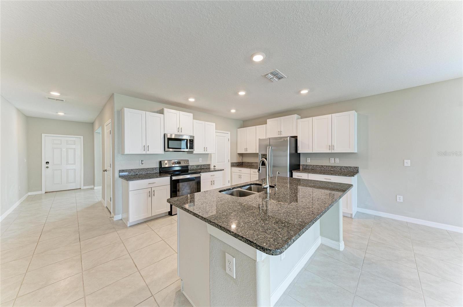7116 FERN GARDEN CT