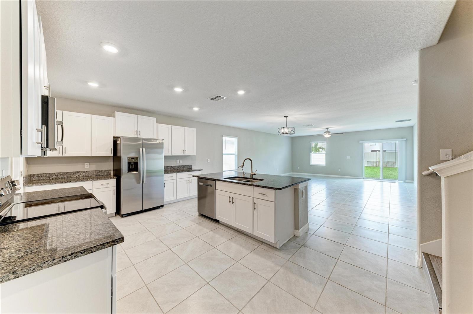 7116 FERN GARDEN CT