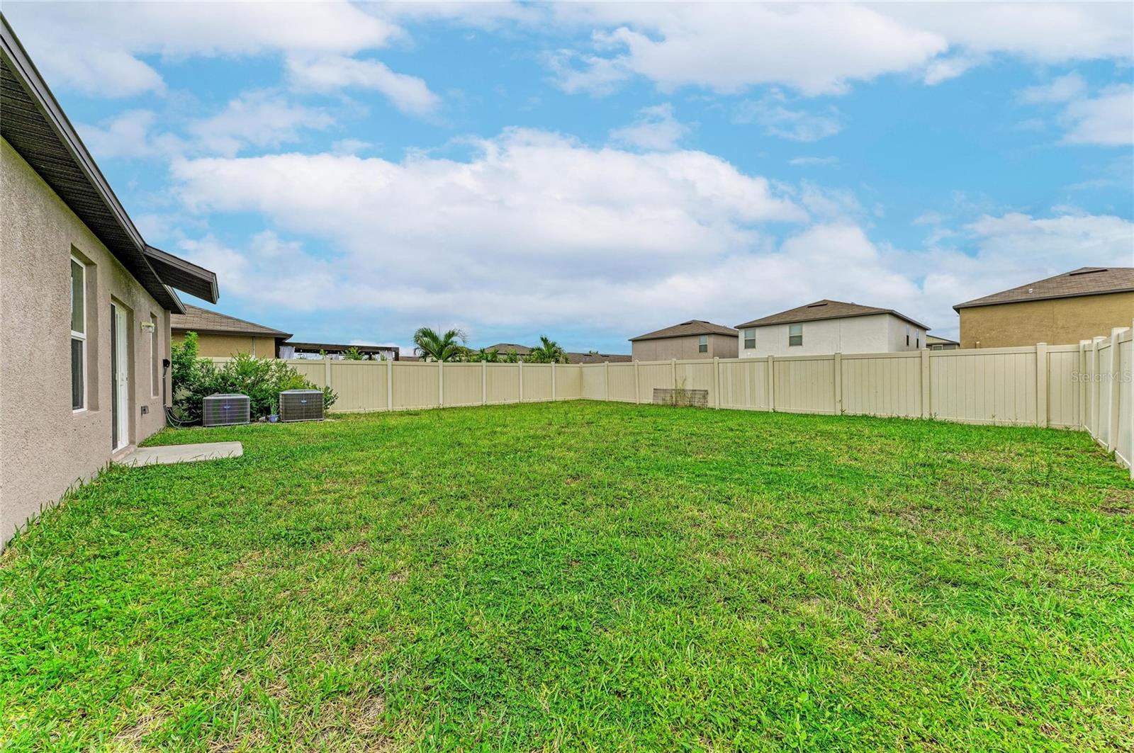 7116 FERN GARDEN CT