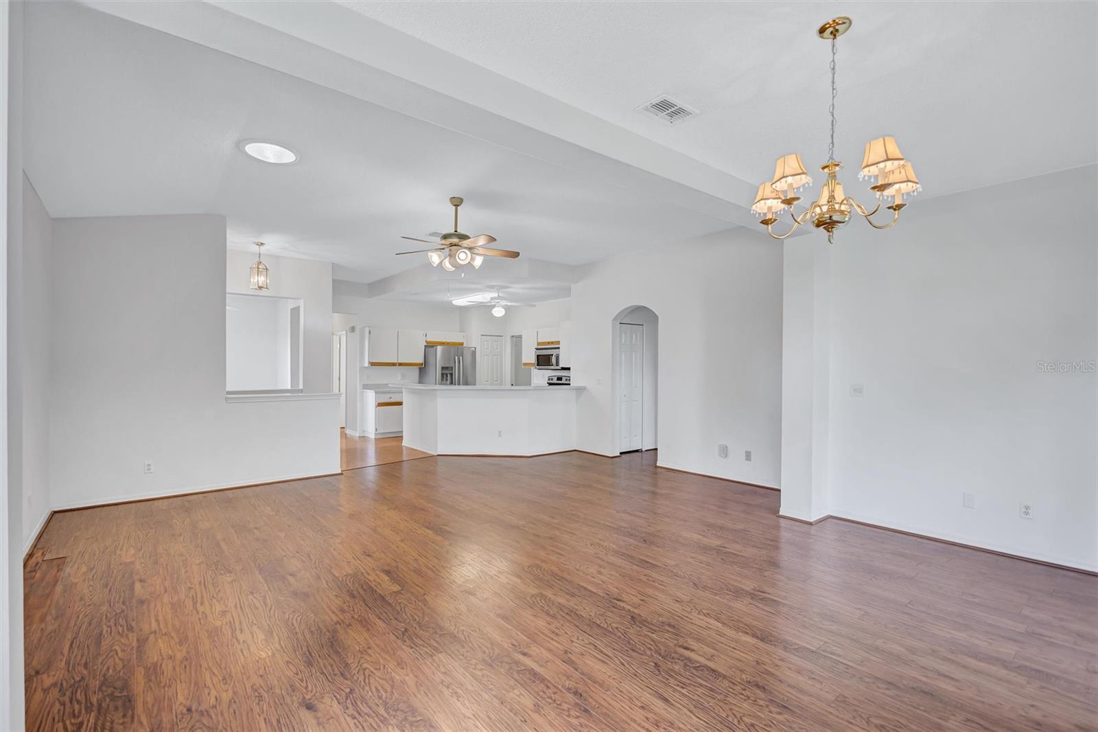 2620 NEWCOMB CT