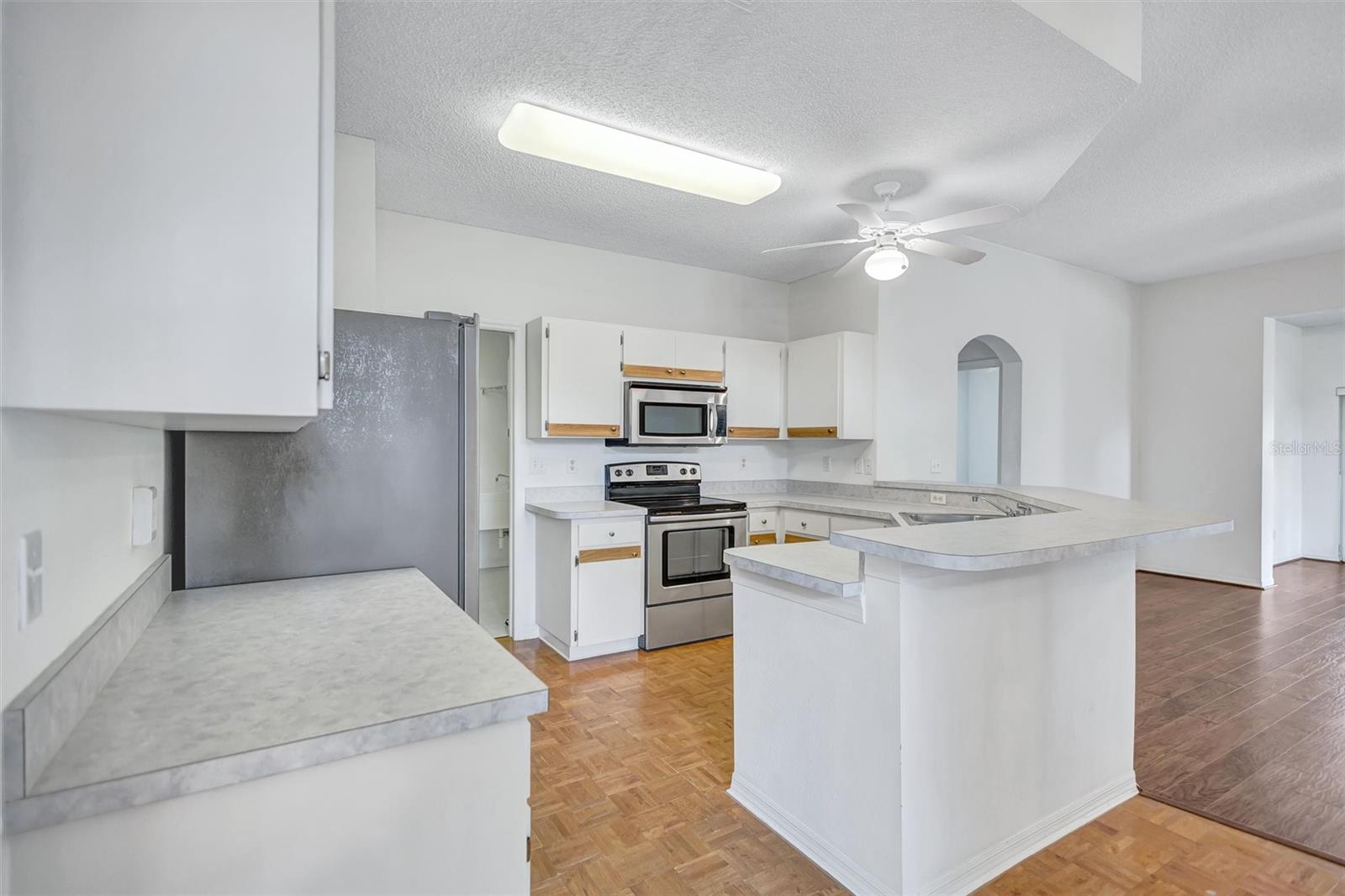 2620 NEWCOMB CT