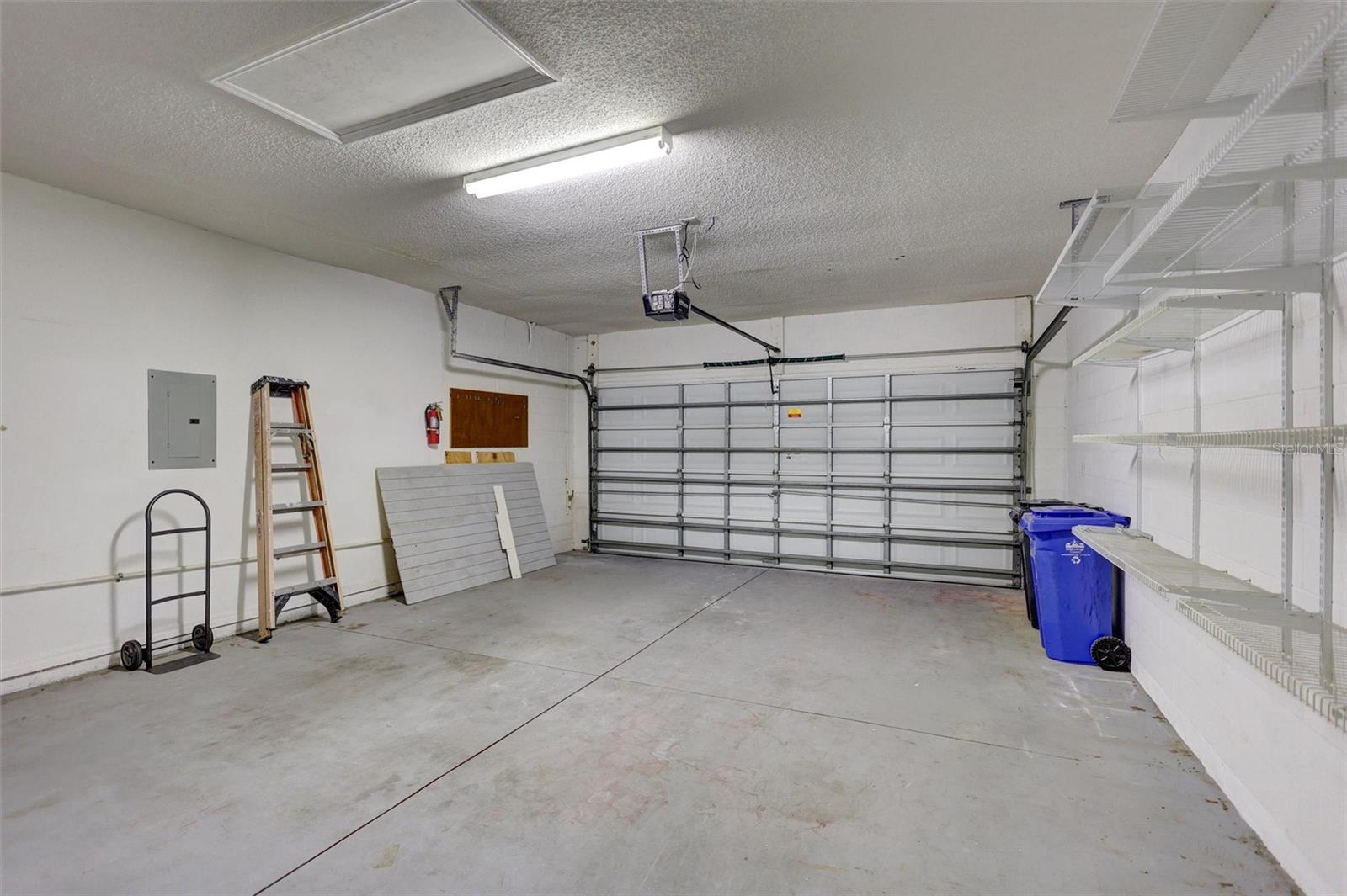 2620 NEWCOMB CT