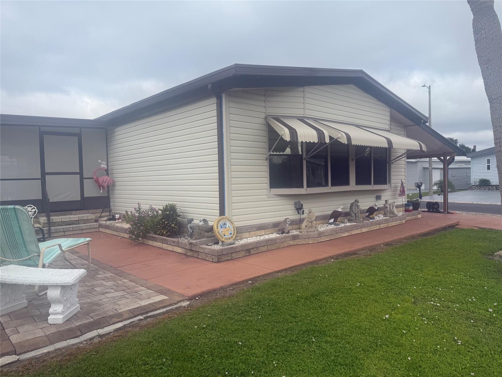 109 N SAINT THOMAS CIR