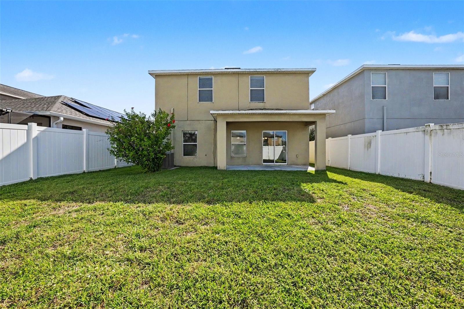1904 HAWKS VIEW DR