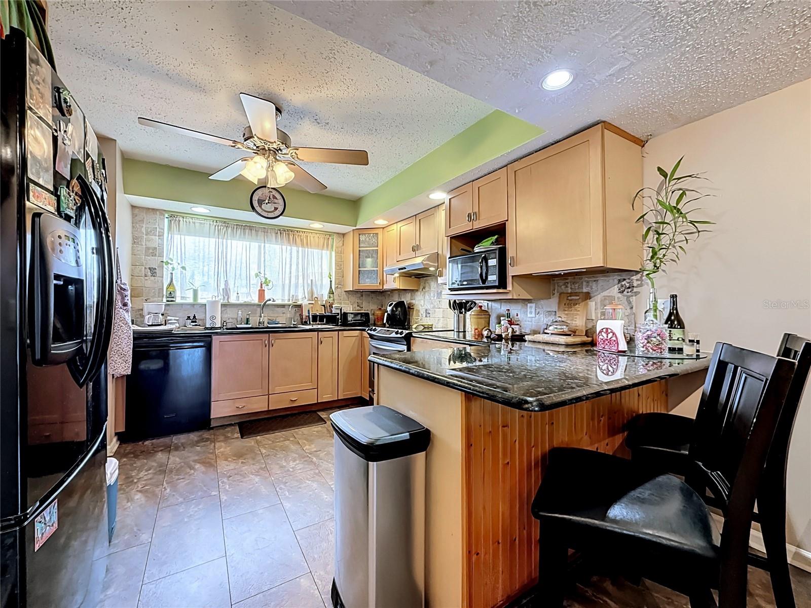 6305 NEWTOWN CIR #5B4