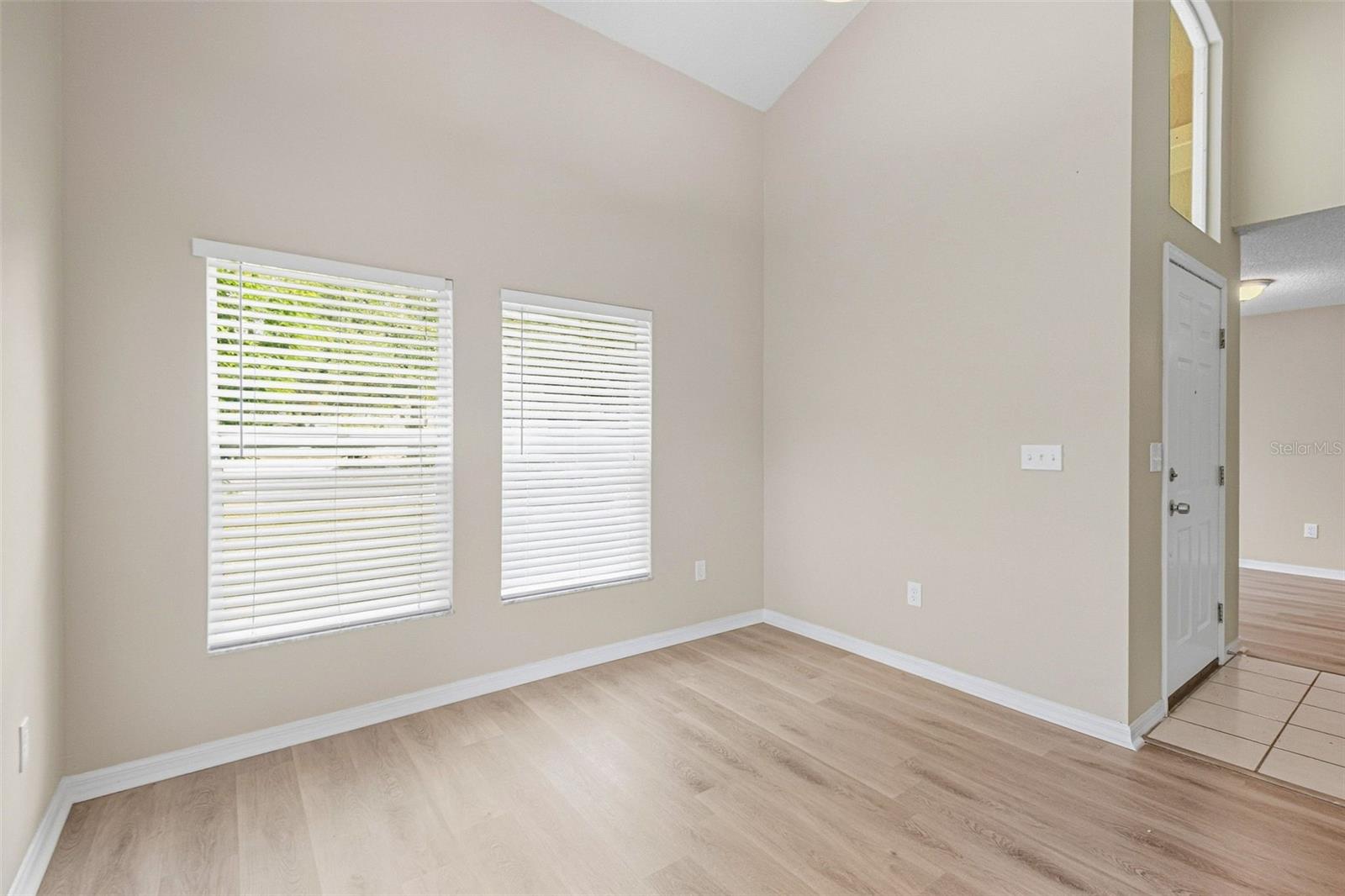 16102 WARDEN PL