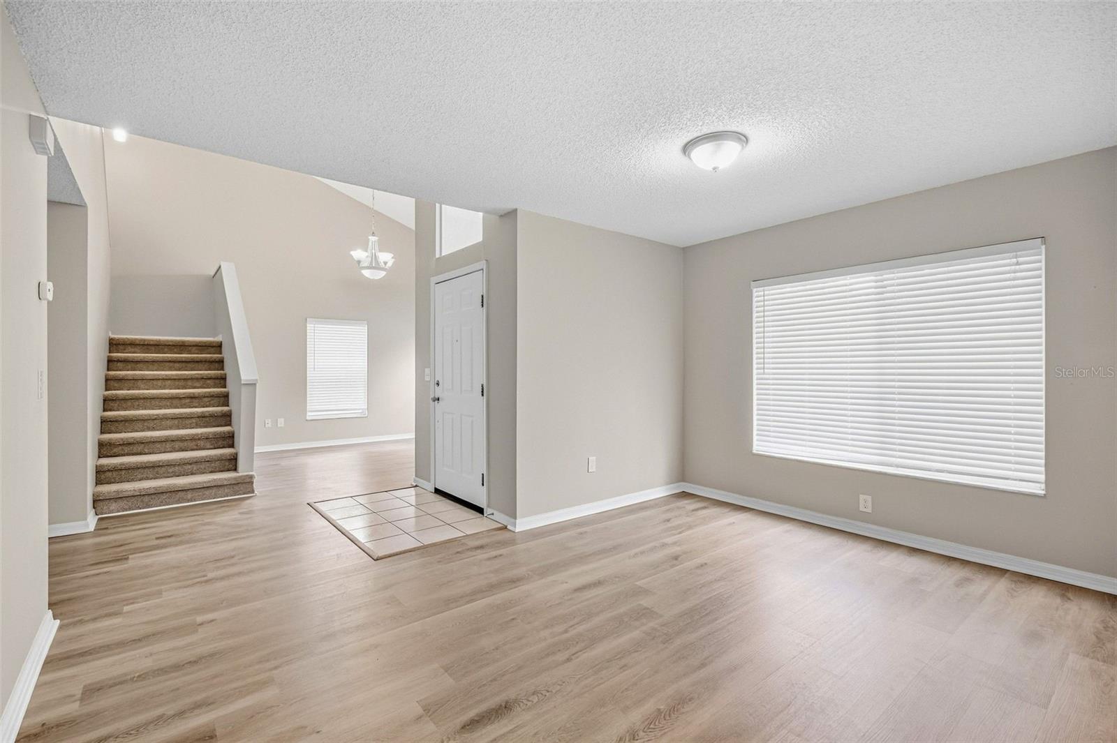 16102 WARDEN PL