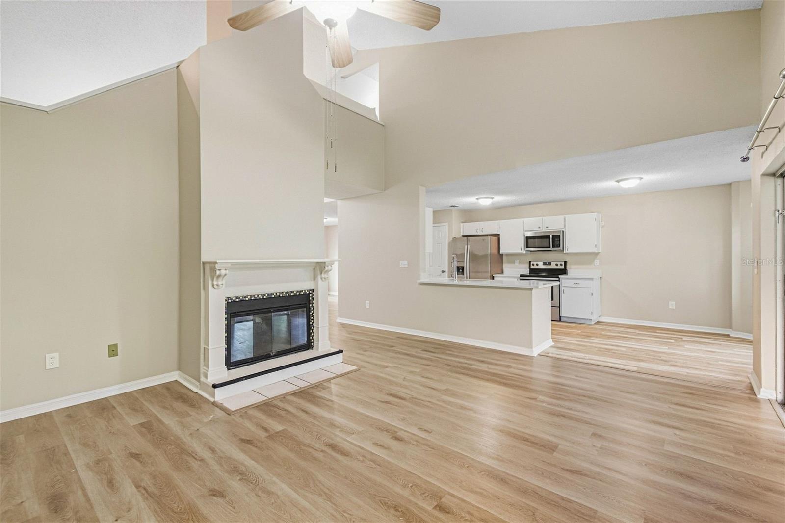 16102 WARDEN PL