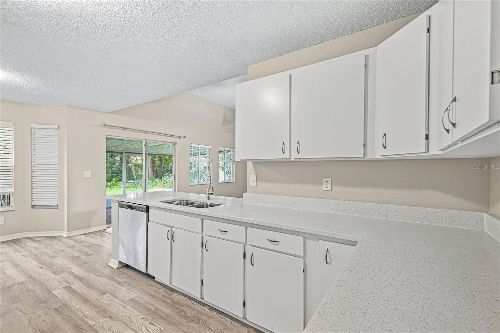 16102 WARDEN PL