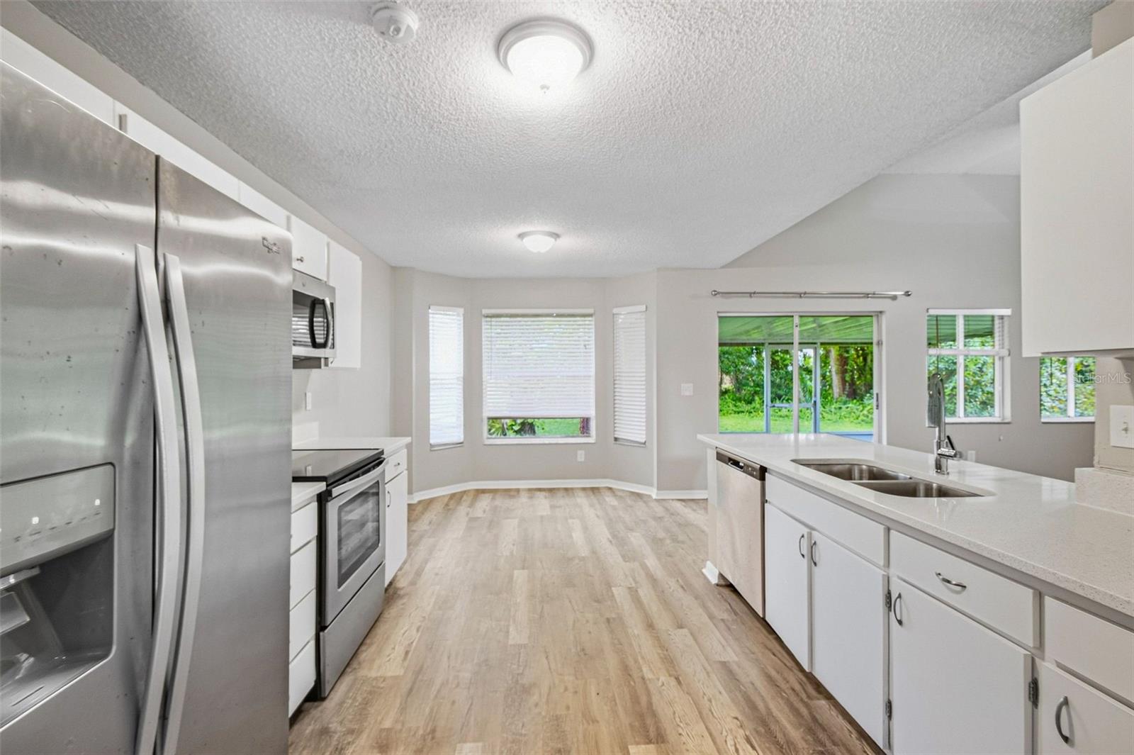 16102 WARDEN PL