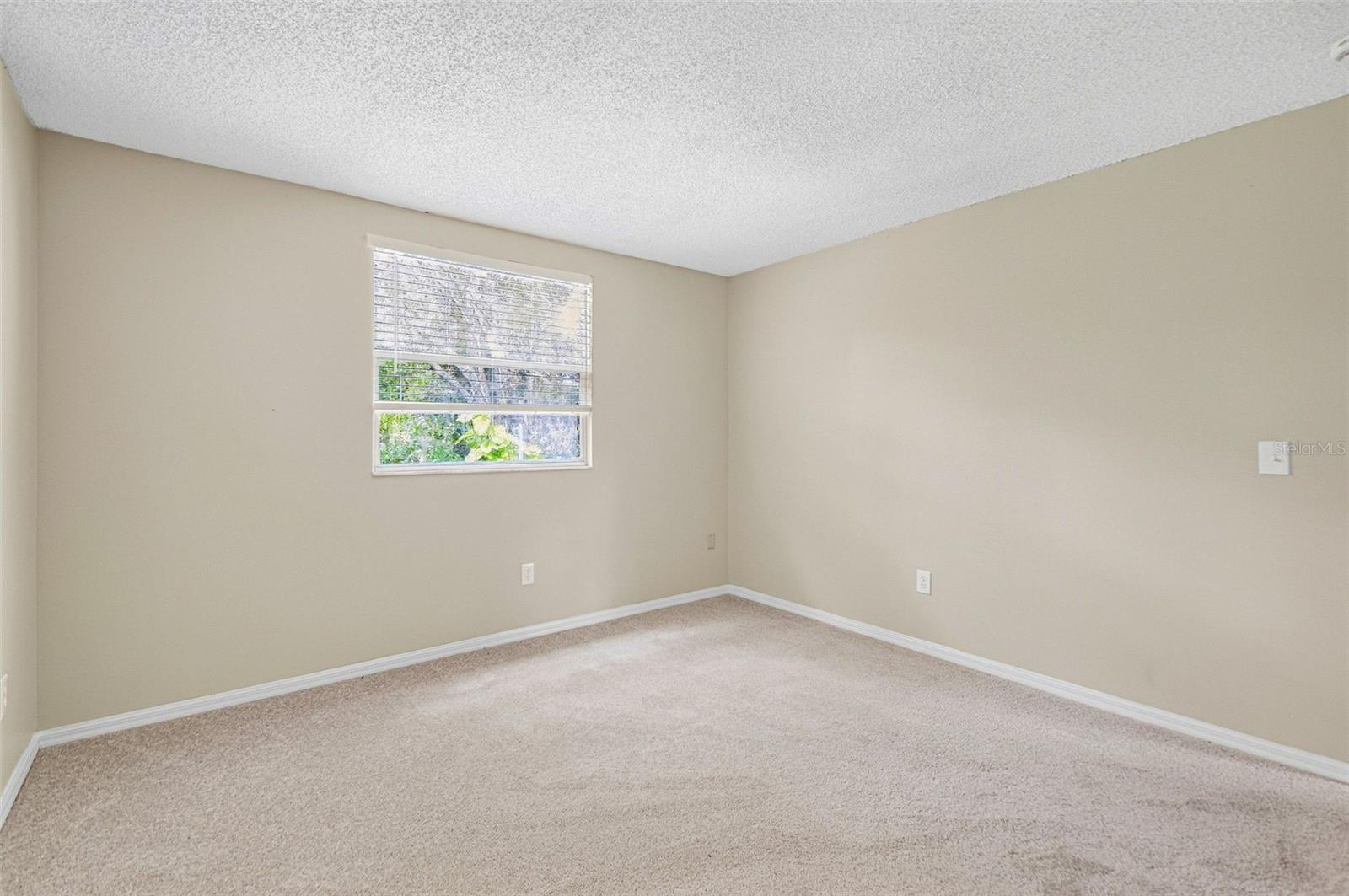 16102 WARDEN PL