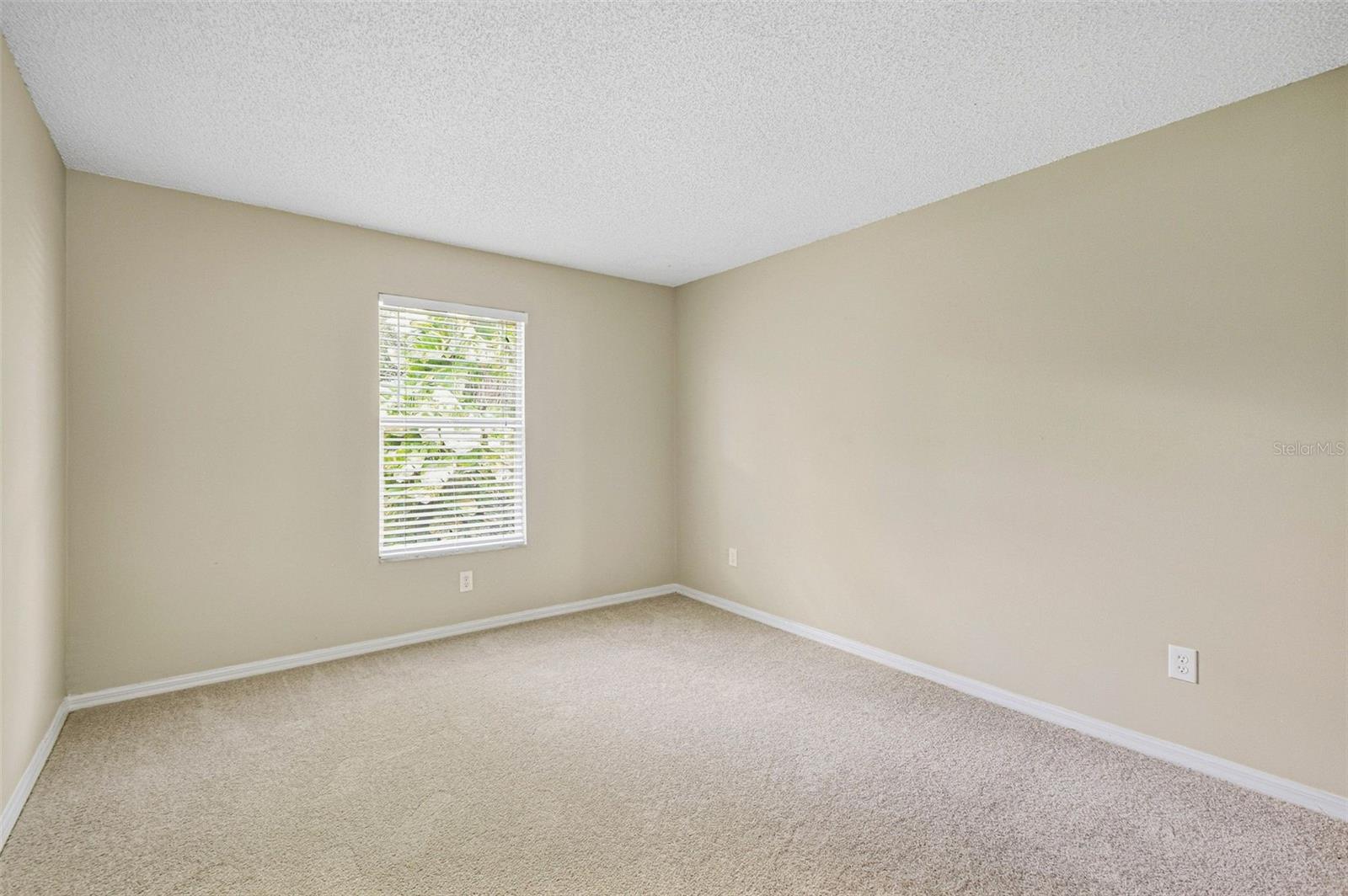 16102 WARDEN PL