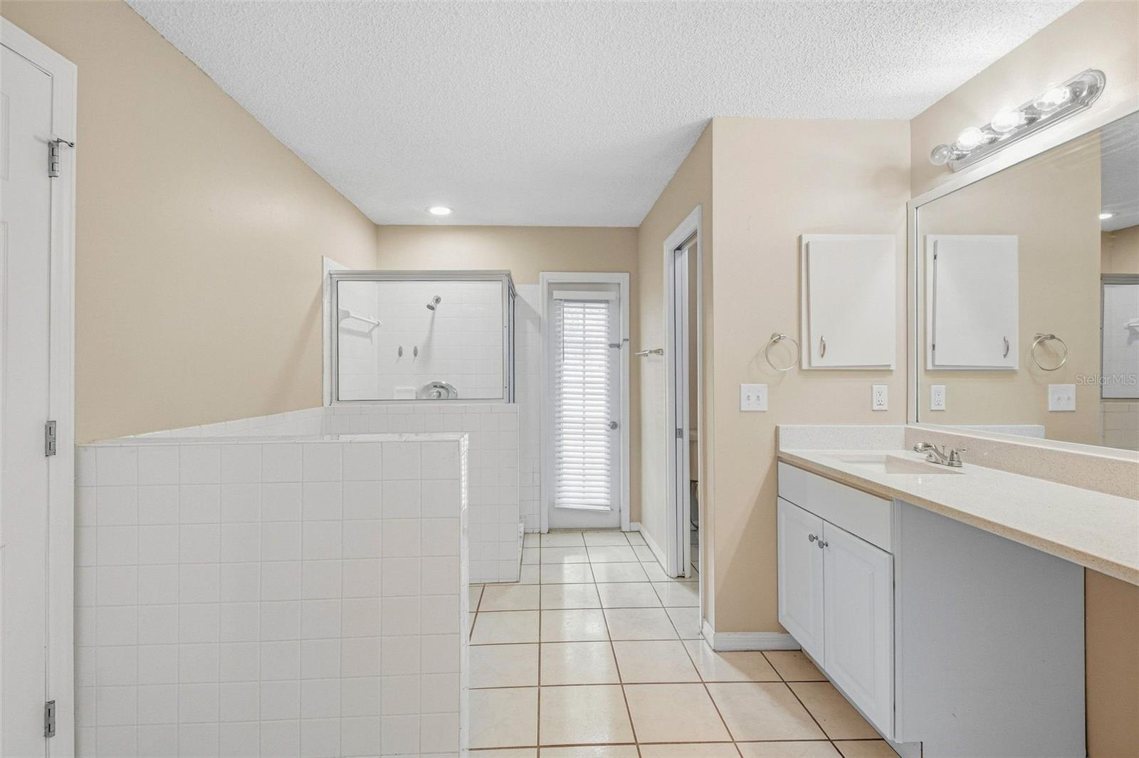16102 WARDEN PL