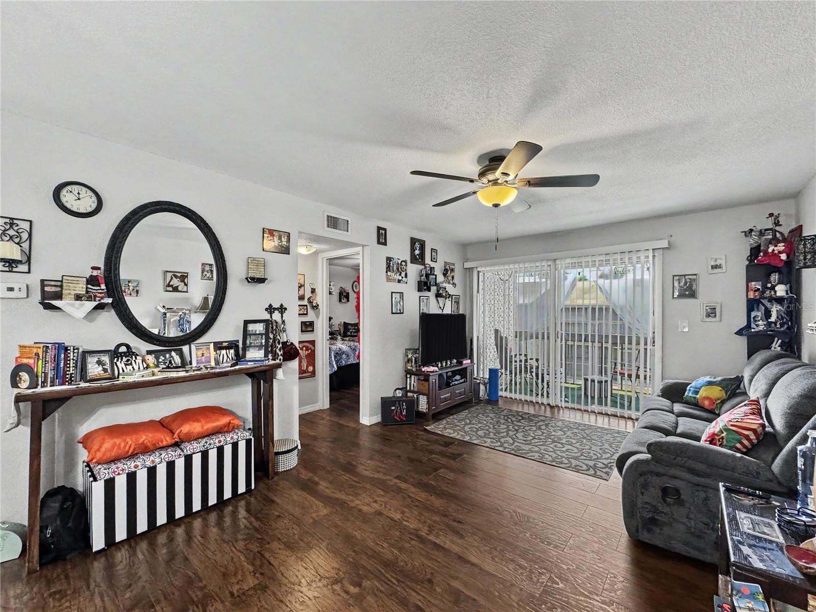 6328 NEWTOWN CIR #B4