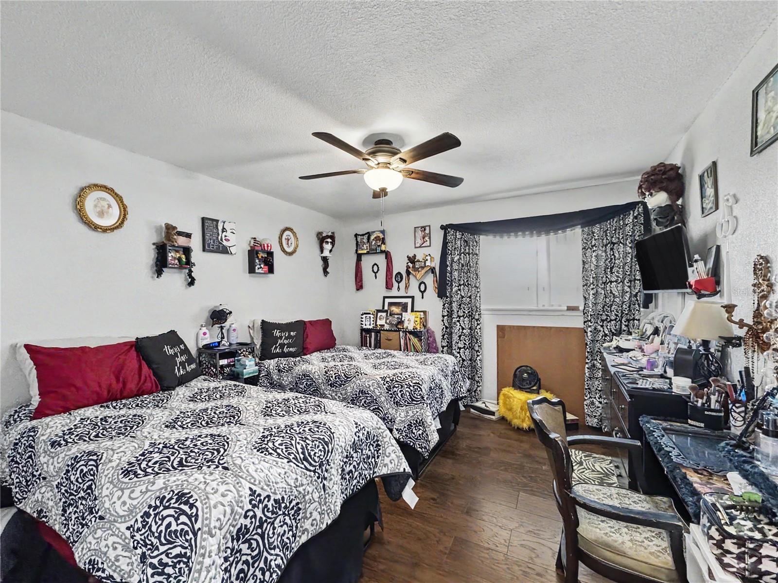 6328 NEWTOWN CIR #B4