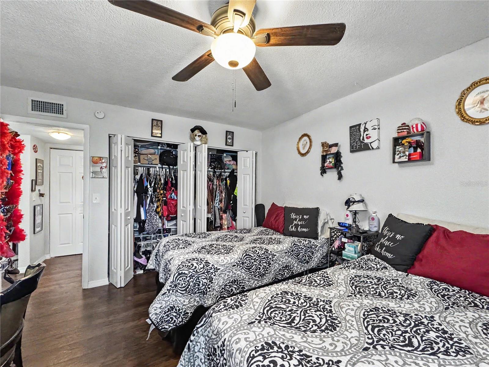 6328 NEWTOWN CIR #B4