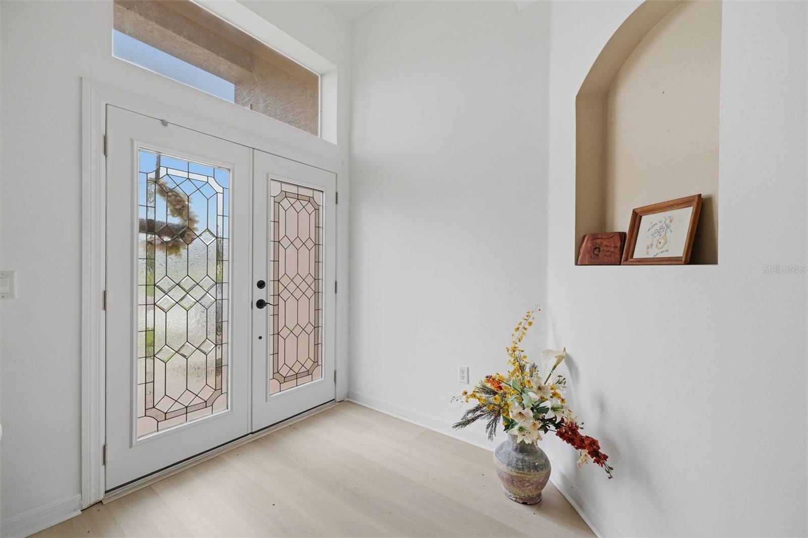 1201 DUSTAN PL