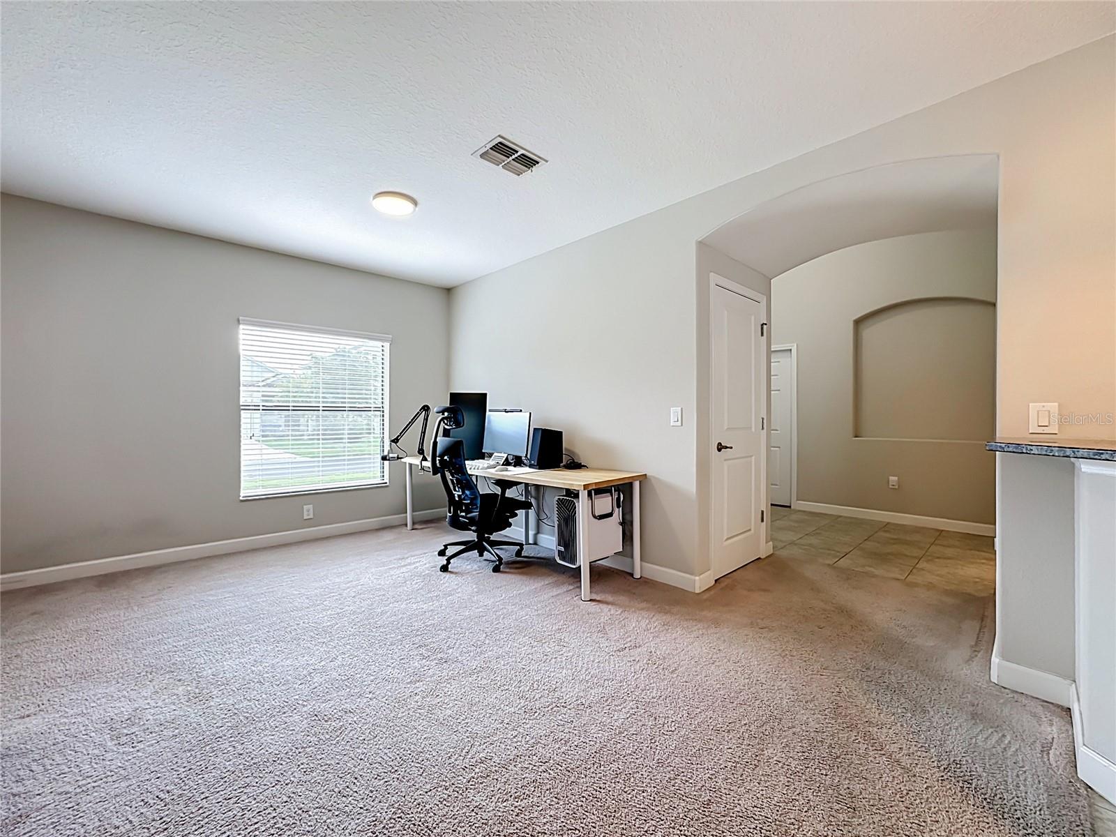 1922 CITRUS LAKE CT