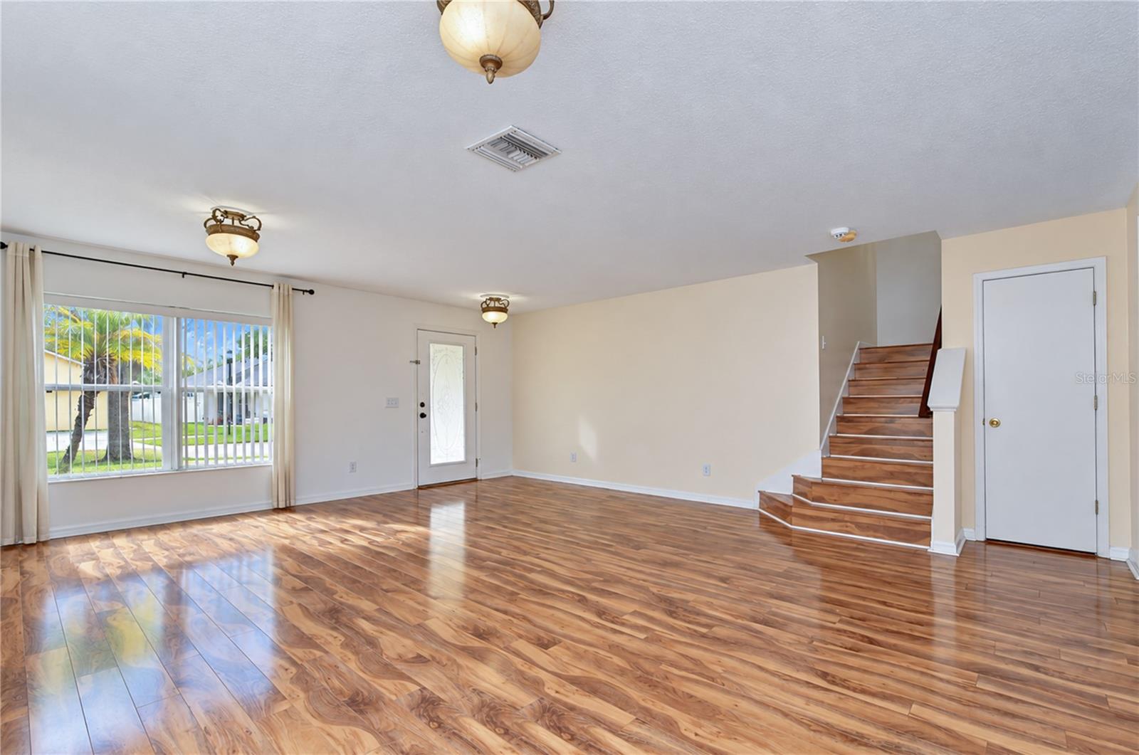 10924 SUBTLE TRAIL DR