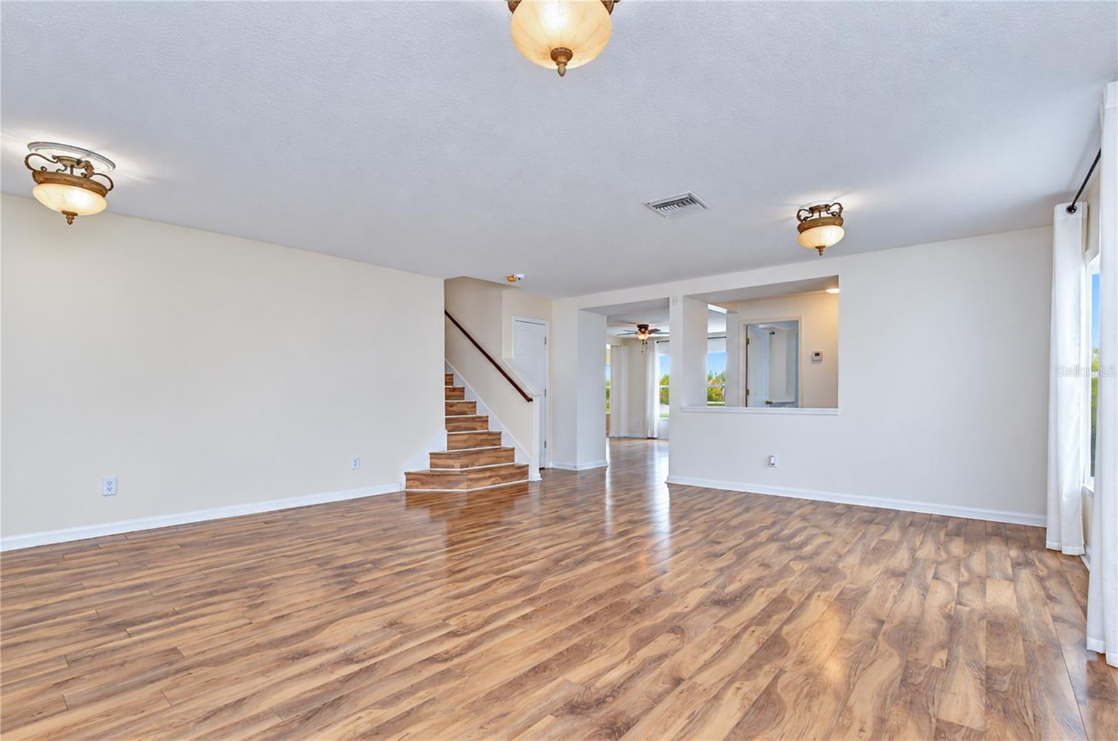 10924 SUBTLE TRAIL DR