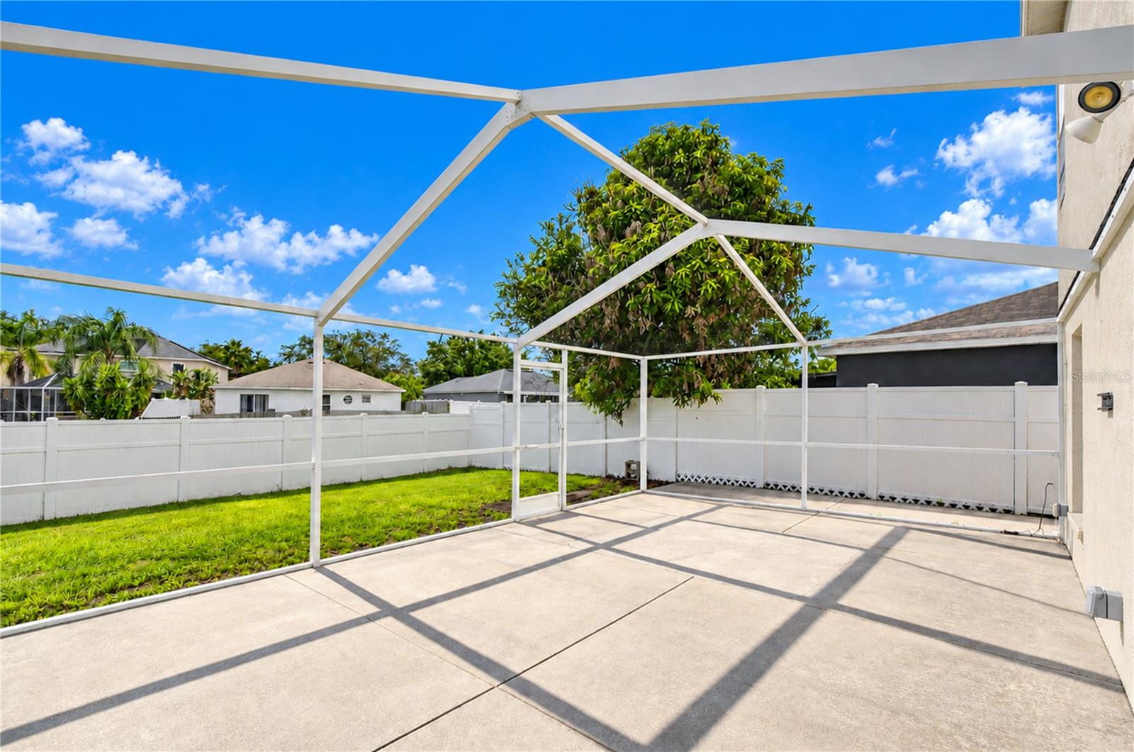 10924 SUBTLE TRAIL DR