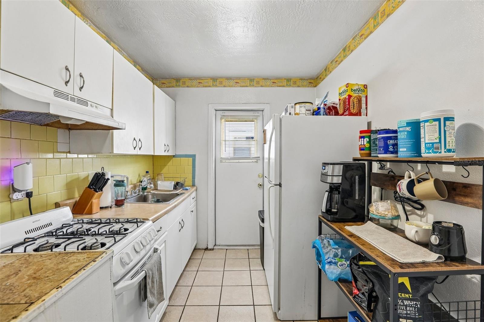 1407 TAFT AVE