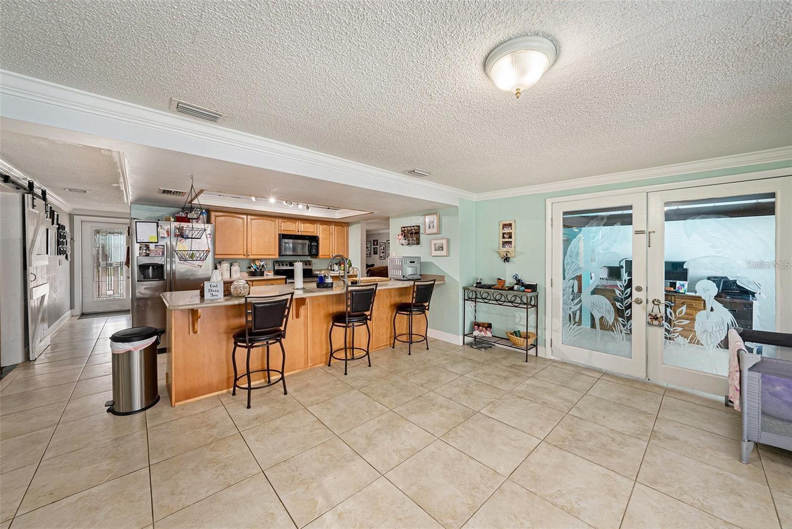 1117 RUSHMORE DR