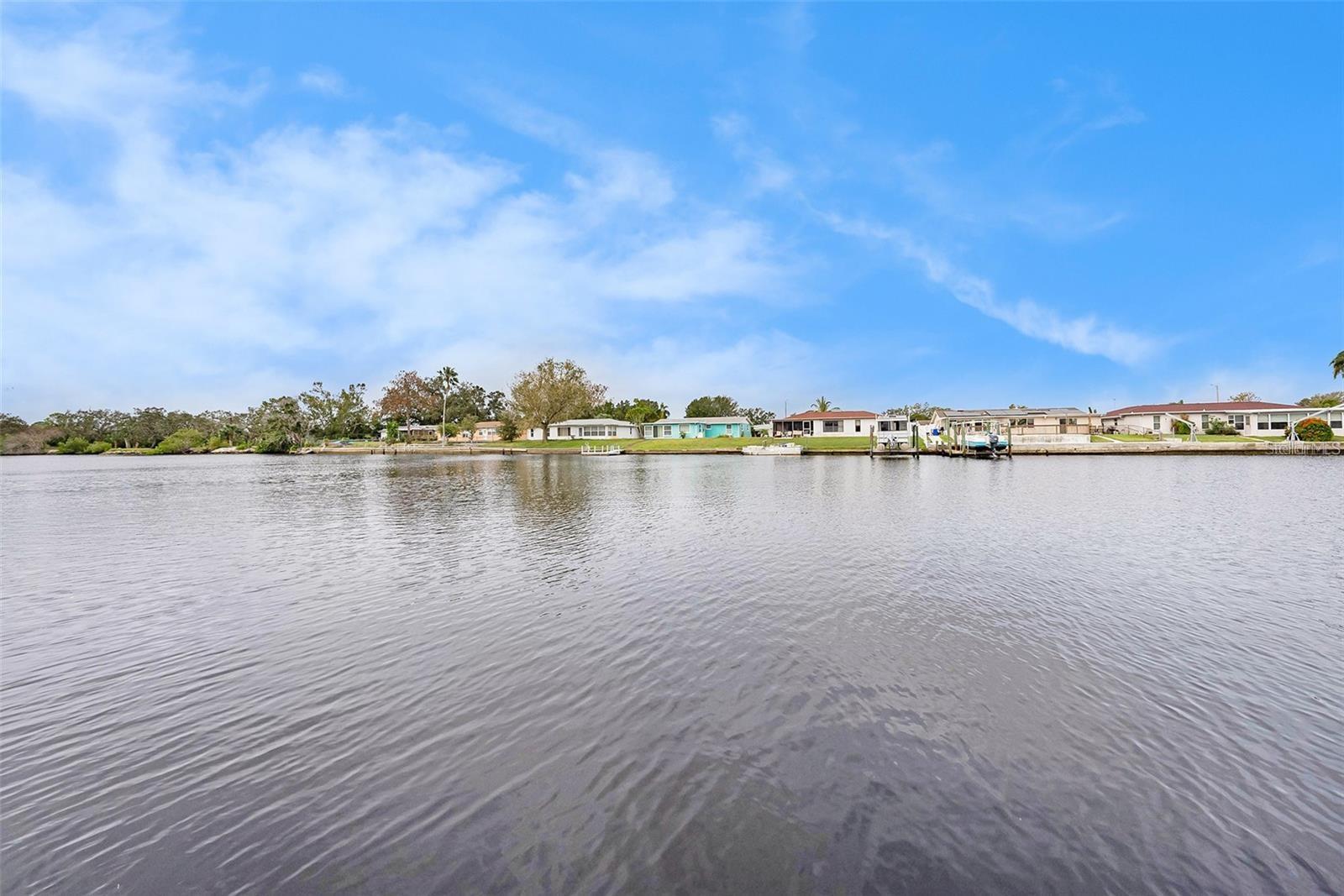 1117 RUSHMORE DR