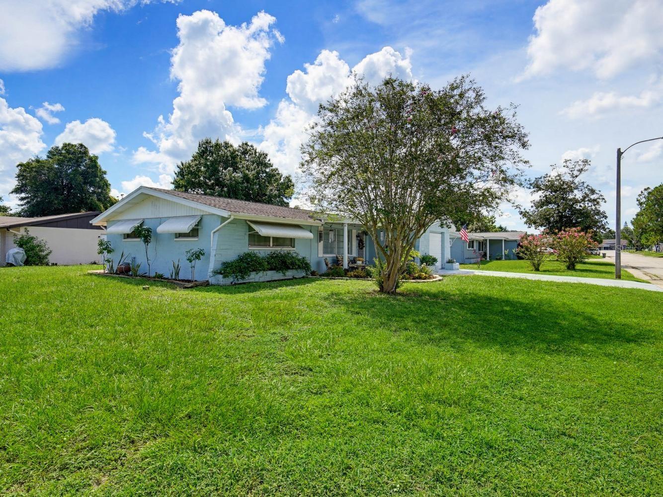 7130 HOLLYBAY RD