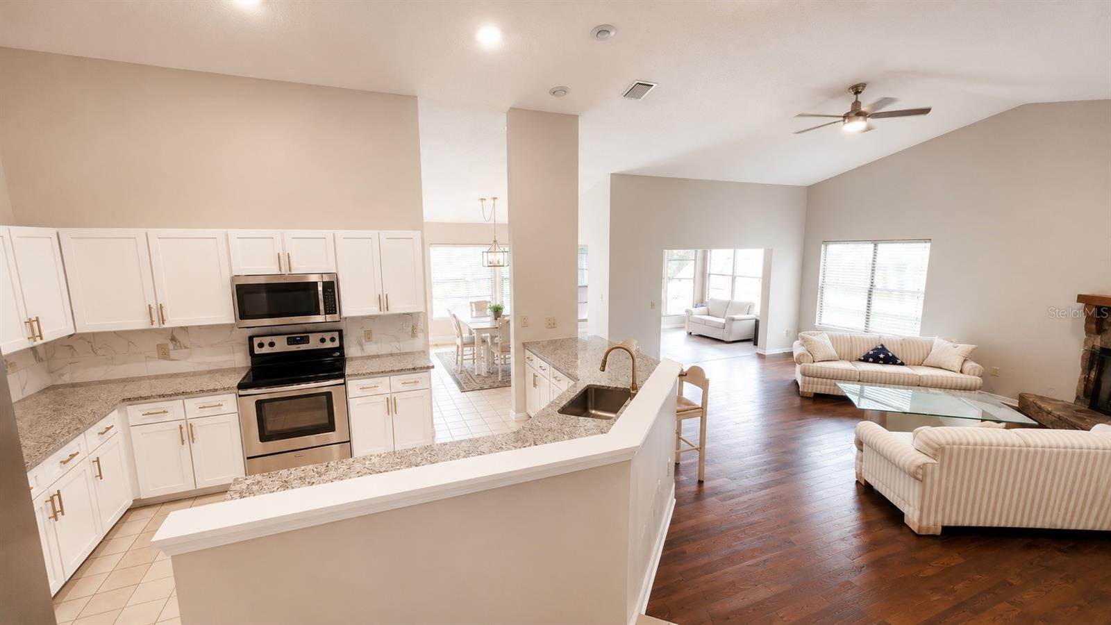 13036 TOPFLITE CT