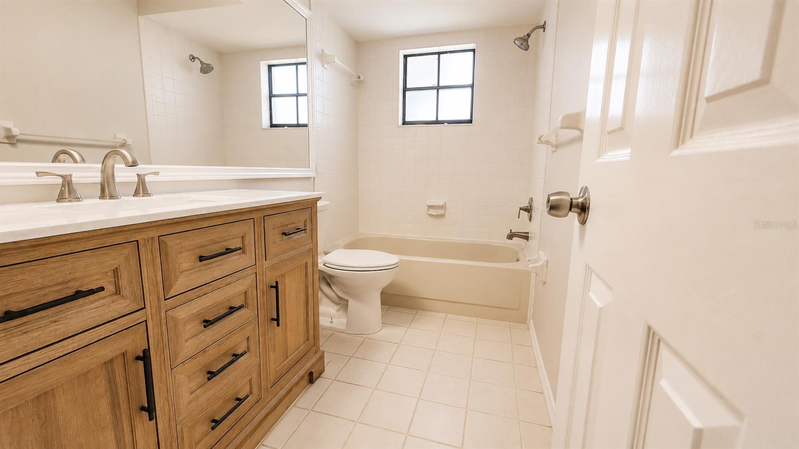 13036 TOPFLITE CT