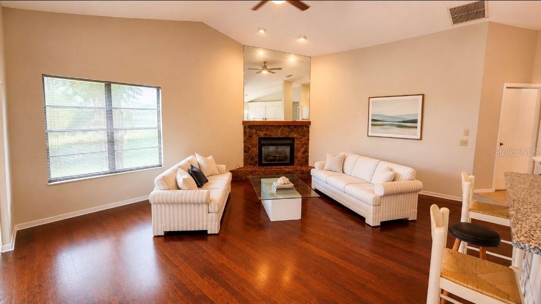 13036 TOPFLITE CT