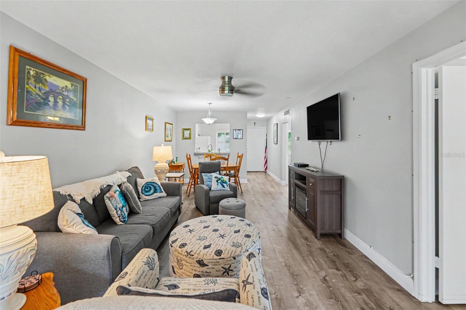 1195 MISSION HILLS BLVD #37C
