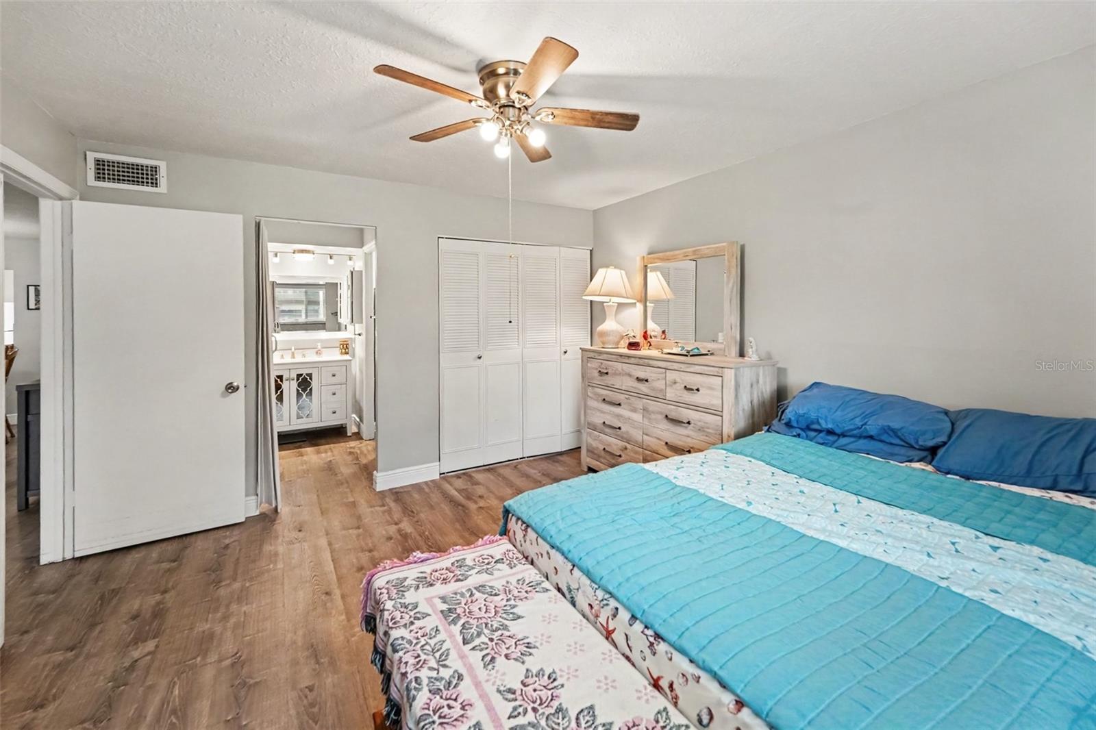 1195 MISSION HILLS BLVD #37C