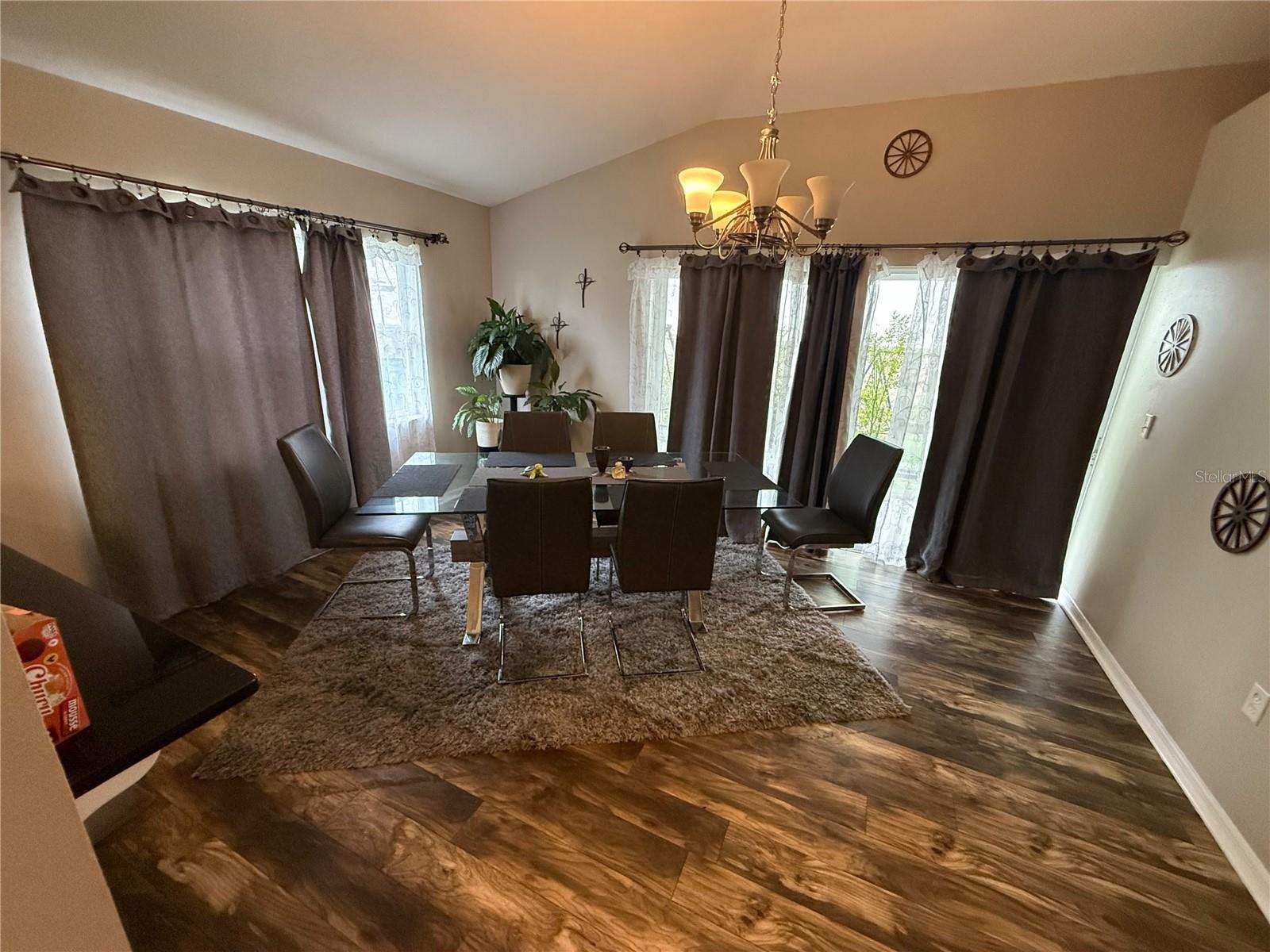 7628 WEEHAWKEN DR