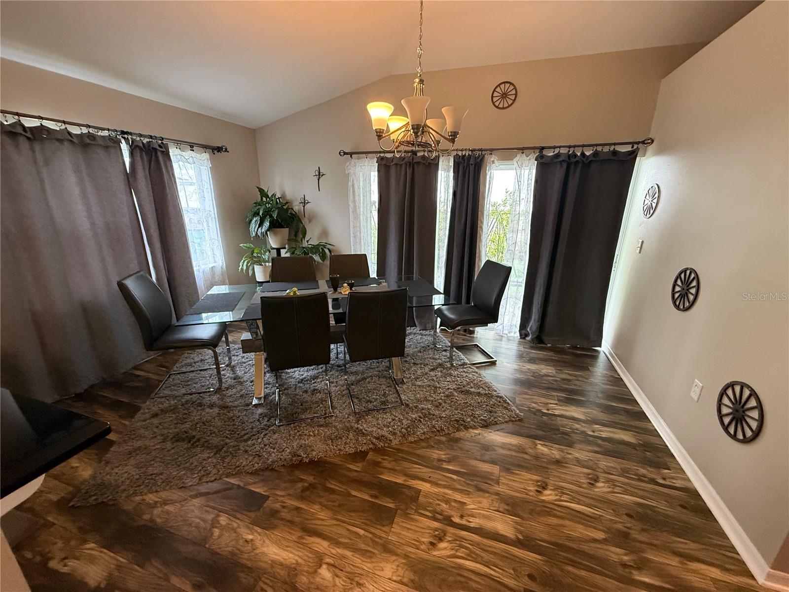 7628 WEEHAWKEN DR