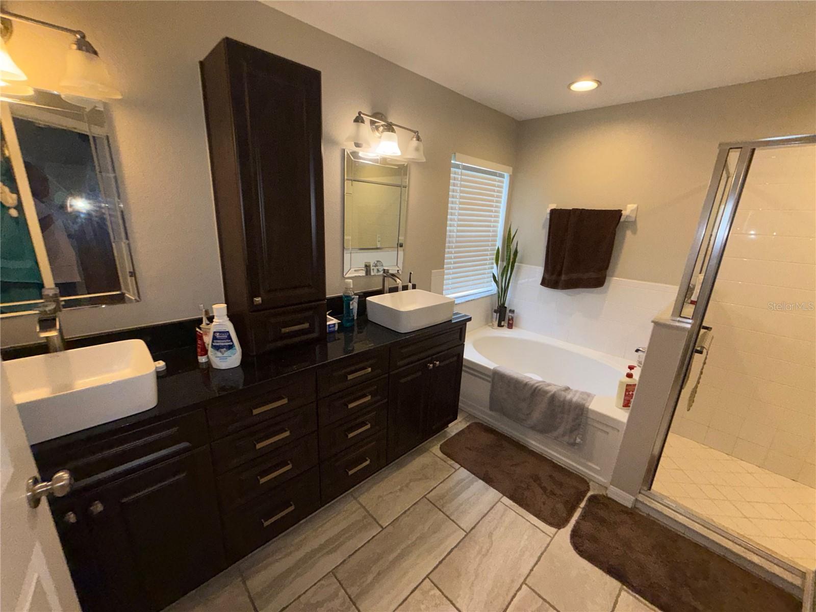 7628 WEEHAWKEN DR