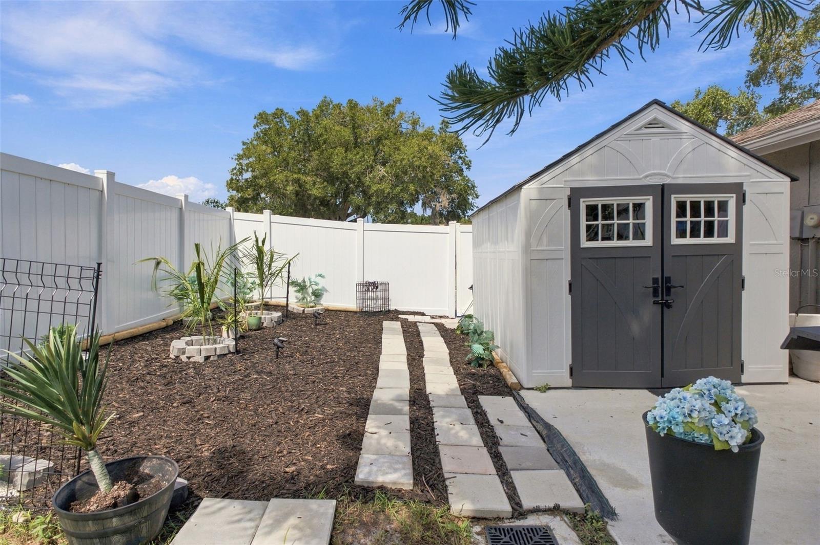 7212 CHESHIRE CT