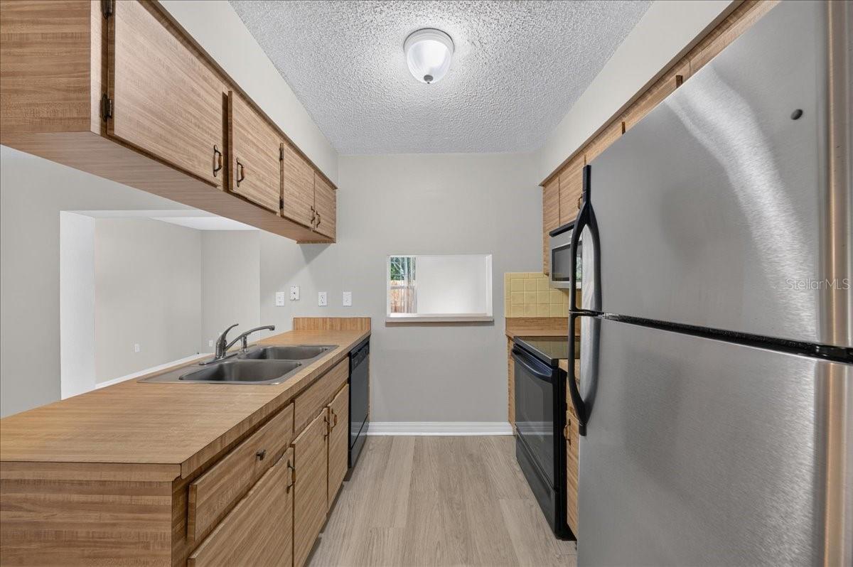 1330 WILDWOOD CT