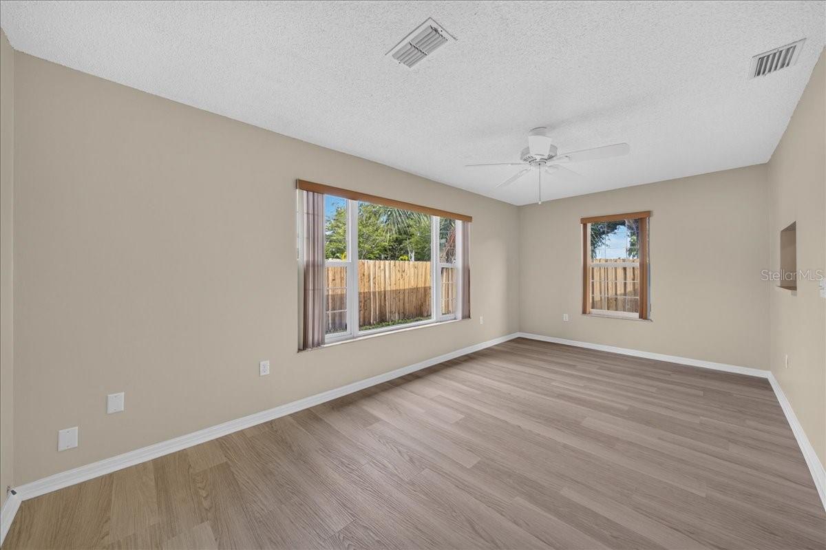 1330 WILDWOOD CT