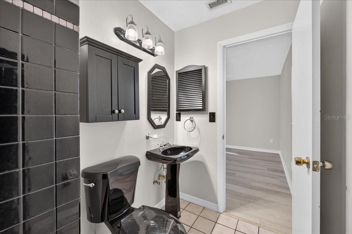 1330 WILDWOOD CT