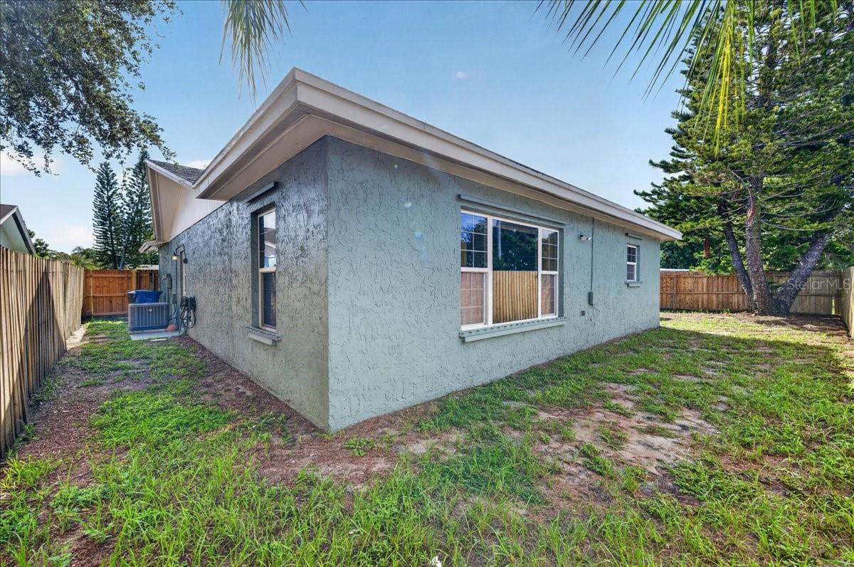 1330 WILDWOOD CT